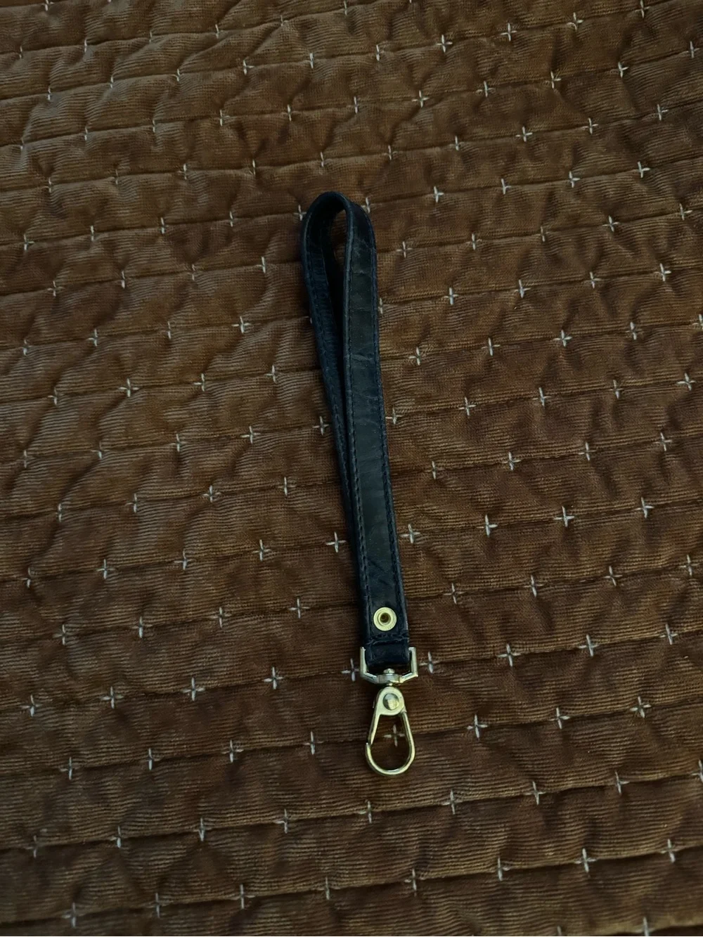 Pure Dixie Kimzey Clutch - Picture 5 of 5